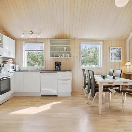 Lf16184-logstor-agnethesvej-26 Logstor